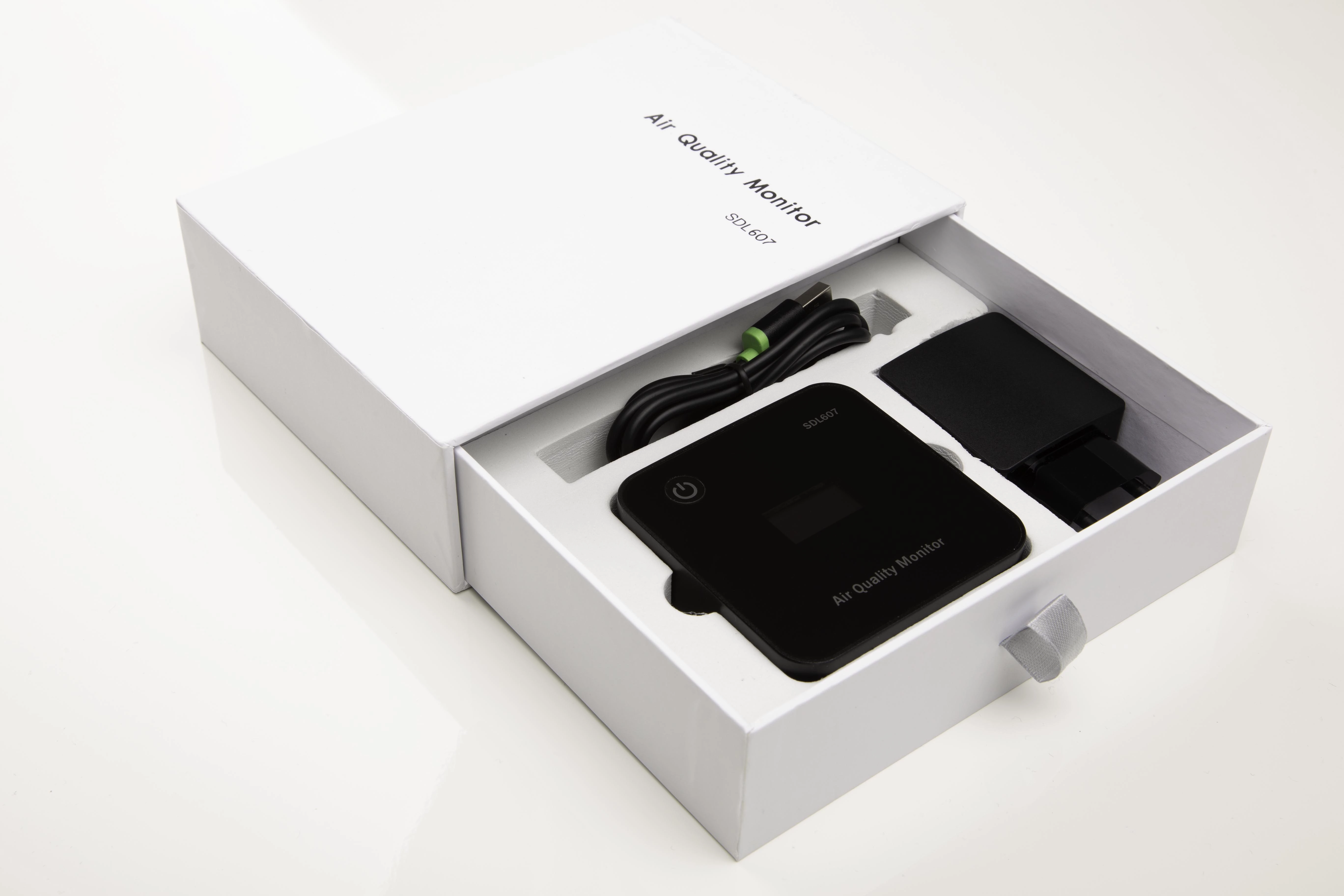 Lufttester für Feinstaub PM 2.5 - Air Monitor in Schwarz